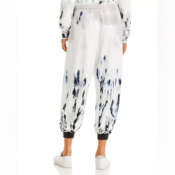 Alice and Olivia
Malibu Tie Dye Oversized Jogger Pants - Picture 3 of 6